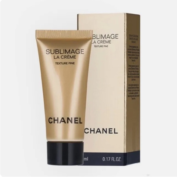 Authentic 4 piece bundle Chanel la crème 3.ml & 5.ml💕💕 - Picture 2 of 6